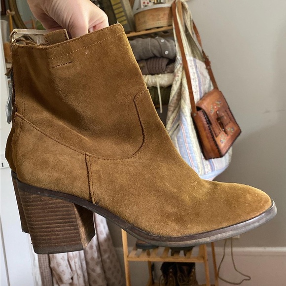 Booties - Picture 2 of 7